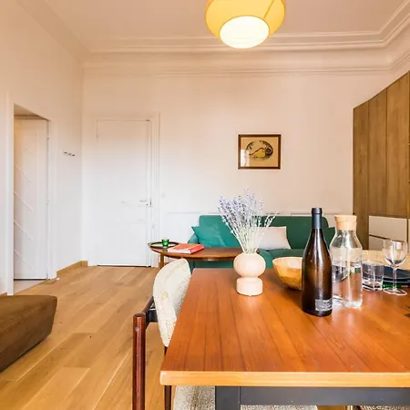 Beachside Studio In The Heart Of Town Beach Within Walking Distance شقة *
