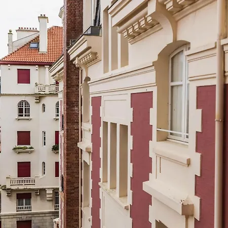 Beachside Studio In The Heart Of Town Beach Within Walking Distance شقة