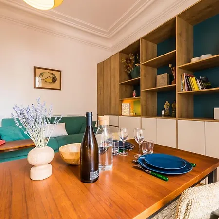 Beachside Studio In The Heart Of Town Beach Within Walking Distance